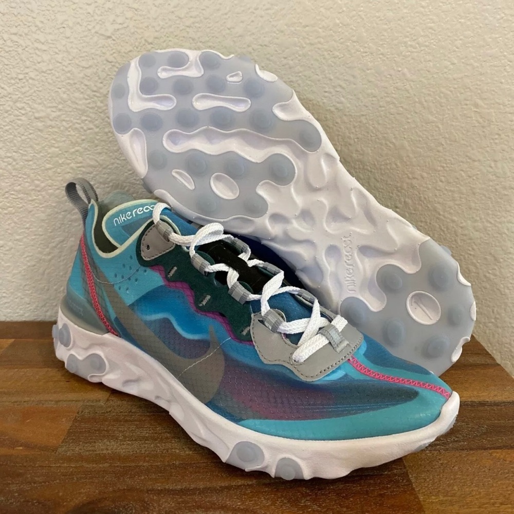 COPY - Nike react 87 royal tint